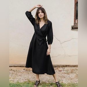Tradlands Lily Midi Wrap Dress in Black